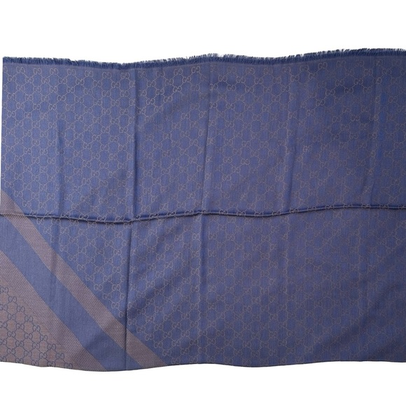 GG Guccissima Wool-Silk Blend Shawl - Picture 4 of 10